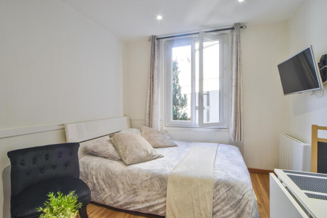 Fly Away Apartment Бурж Екстериор снимка